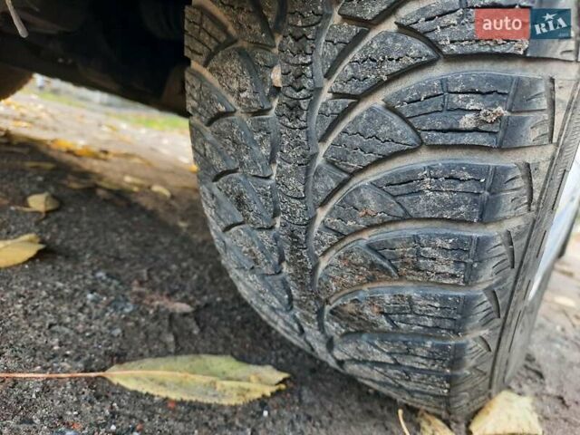 Синий Форд Фокус, объемом двигателя 1.6 л и пробегом 360 тыс. км за 4550 $, фото 79 на Automoto.ua