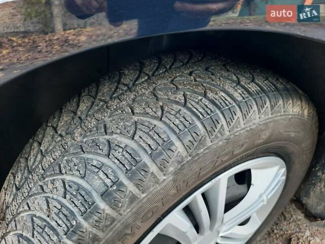 Синий Форд Фокус, объемом двигателя 1.6 л и пробегом 360 тыс. км за 4550 $, фото 103 на Automoto.ua