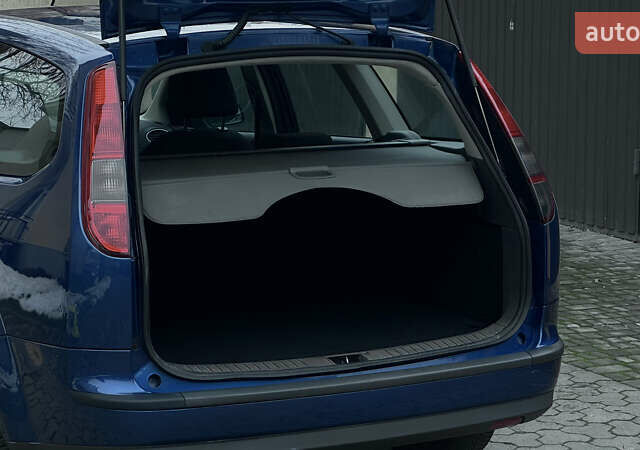 Синий Форд Фокус, объемом двигателя 1.6 л и пробегом 231 тыс. км за 4999 $, фото 69 на Automoto.ua