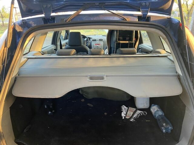 Форд Фокус 2007 в Краматорске на Automoto.ua Синий Форд Фокус, объемом двигателя 1.6 л и пробегом 280 тыс. км за 4200 $, фото 4 на Automoto.ua