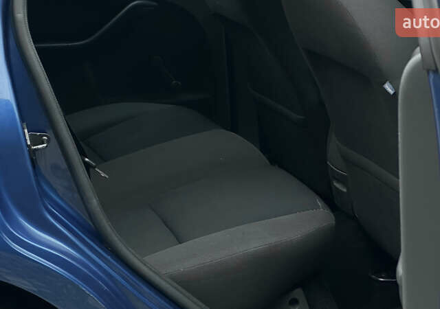 Синий Форд Фокус, объемом двигателя 1.6 л и пробегом 231 тыс. км за 4999 $, фото 62 на Automoto.ua