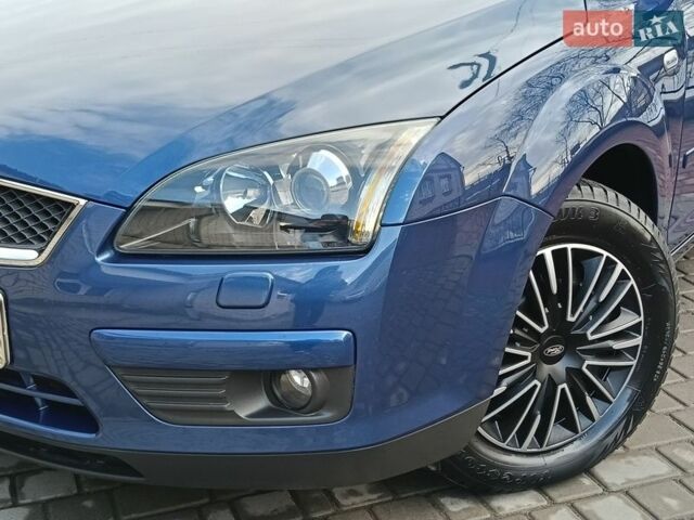 Синий Форд Фокус, объемом двигателя 1.8 л и пробегом 202 тыс. км за 5500 $, фото 14 на Automoto.ua