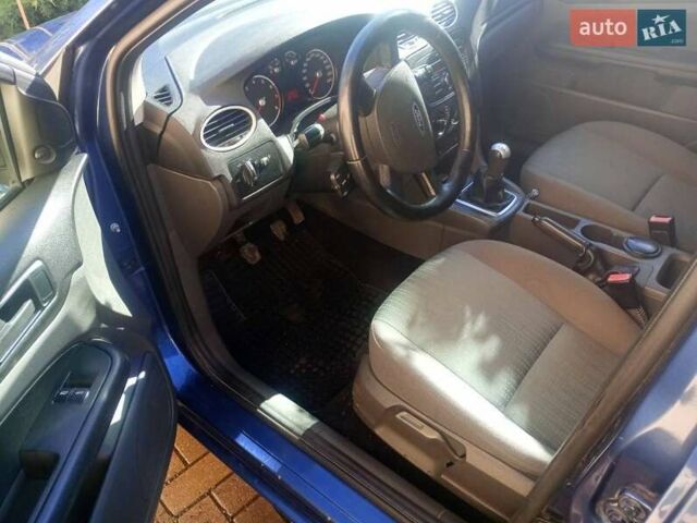 Синий Форд Фокус, объемом двигателя 1.6 л и пробегом 367 тыс. км за 3798 $, фото 17 на Automoto.ua