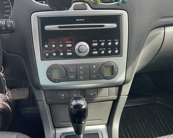 Синий Форд Фокус, объемом двигателя 1.56 л и пробегом 189 тыс. км за 5800 $, фото 2 на Automoto.ua