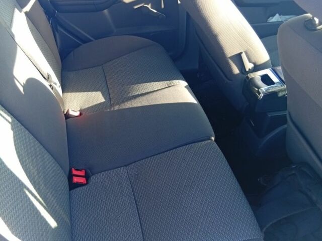 Синий Форд Фокус, объемом двигателя 1.6 л и пробегом 302 тыс. км за 1850 $, фото 3 на Automoto.ua