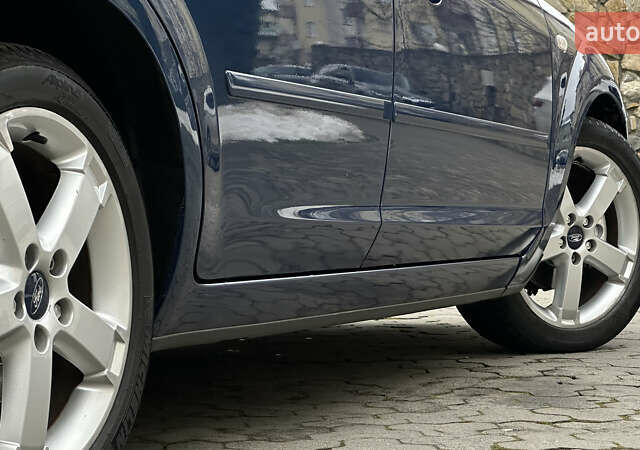 Синий Форд Фокус, объемом двигателя 1.6 л и пробегом 231 тыс. км за 4999 $, фото 26 на Automoto.ua