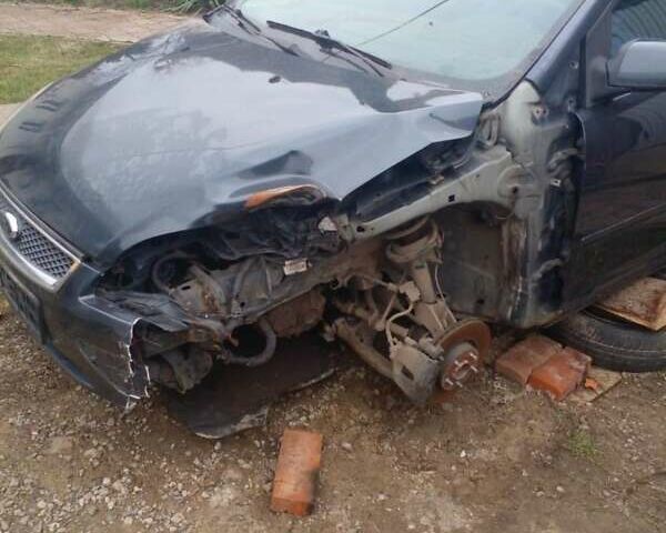 Синий Форд Фокус, объемом двигателя 1.8 л и пробегом 220 тыс. км за 2700 $, фото 4 на Automoto.ua