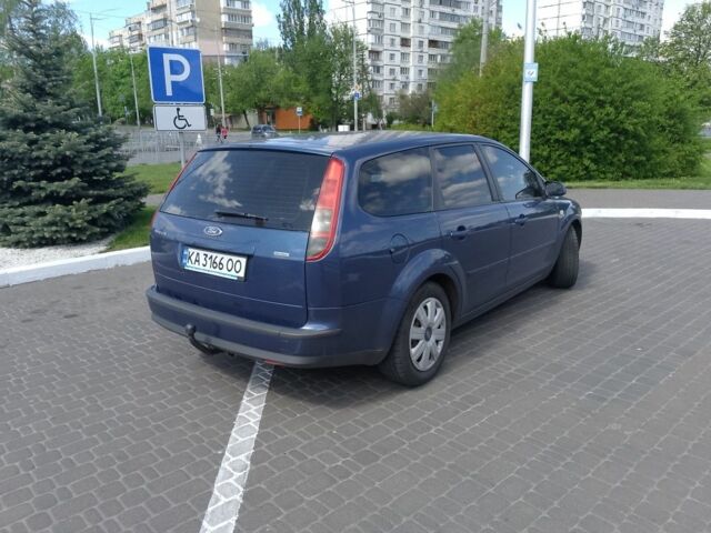 Синий Форд Фокус, объемом двигателя 2 л и пробегом 320 тыс. км за 4000 $, фото 3 на Automoto.ua