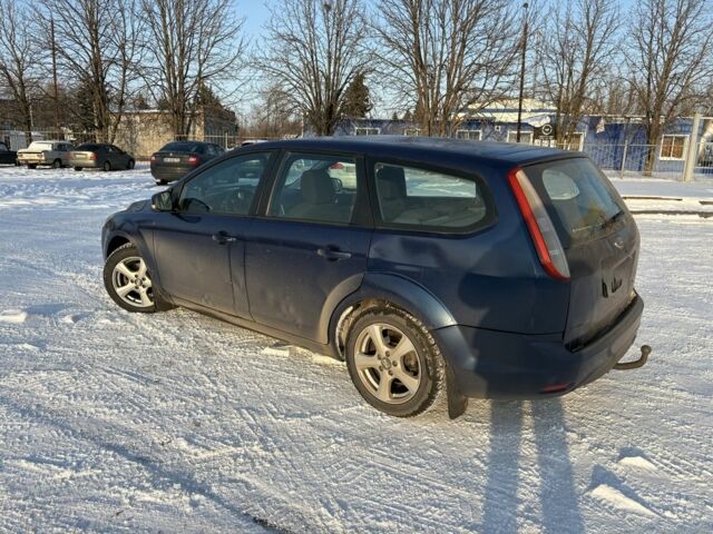 Синий Форд Фокус, объемом двигателя 1.6 л и пробегом 290 тыс. км за 3500 $, фото 2 на Automoto.ua