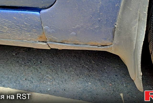 Синий Форд Фокус, объемом двигателя 1.6 л и пробегом 303 тыс. км за 1499 $, фото 2 на Automoto.ua