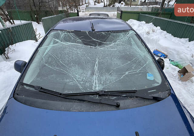 Синий Форд Фокус, объемом двигателя 1.6 л и пробегом 309 тыс. км за 3350 $, фото 3 на Automoto.ua