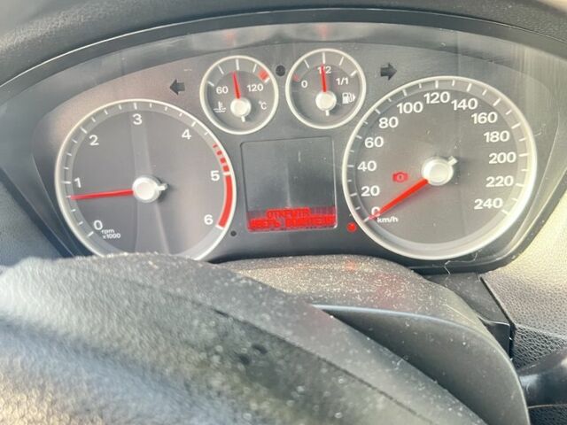 Форд Фокус 2007 в Заречном на Automoto.ua Синий Форд Фокус, объемом двигателя 1.6 л и пробегом 364 тыс. км за 3900 $, фото 5 на Automoto.ua