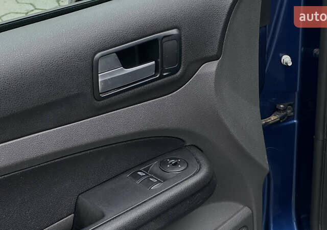 Синий Форд Фокус, объемом двигателя 1.6 л и пробегом 231 тыс. км за 4999 $, фото 51 на Automoto.ua