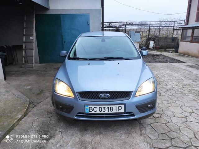 Синий Форд Фокус, объемом двигателя 1.8 л и пробегом 258 тыс. км за 3600 $, фото 5 на Automoto.ua