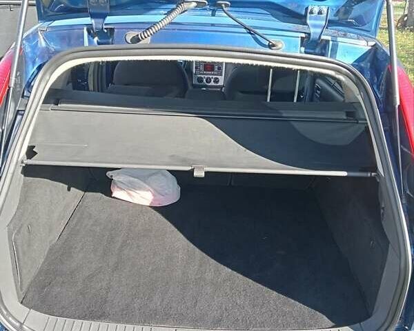 Синий Форд Фокус, объемом двигателя 1.56 л и пробегом 313 тыс. км за 4450 $, фото 10 на Automoto.ua