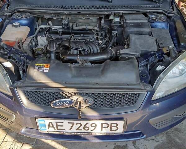 Синій Форд Фокус, об'ємом двигуна 1.6 л та пробігом 202 тис. км за 5400 $, фото 7 на Automoto.ua