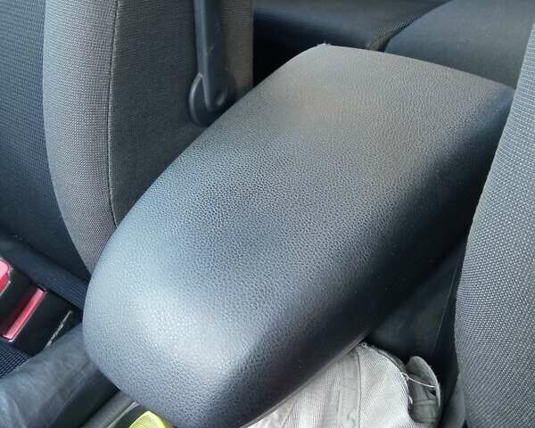 Синий Форд Фокус, объемом двигателя 1.8 л и пробегом 282 тыс. км за 5100 $, фото 53 на Automoto.ua