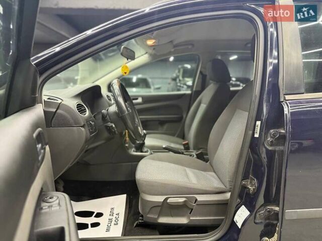 Форд Фокус 2007 в Черновцах на Automoto.ua Синий Форд Фокус, объемом двигателя 1.56 л и пробегом 260 тыс. км за 4800 $, фото 20 на Automoto.ua