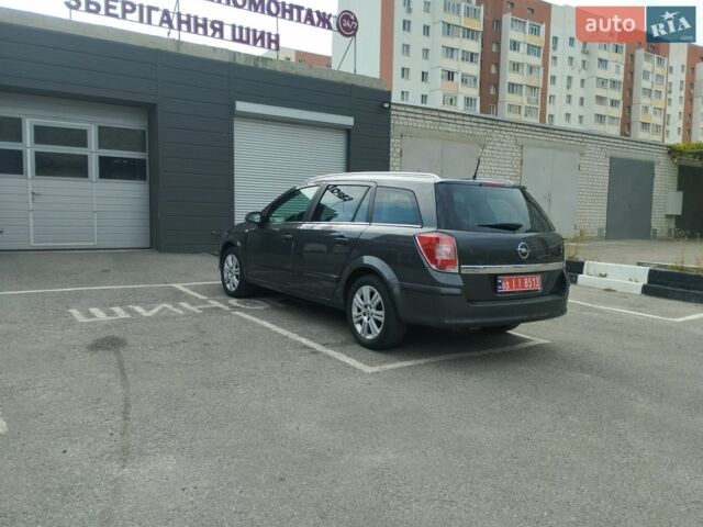 Синий Форд Фокус, объемом двигателя 1.6 л и пробегом 260 тыс. км за 1750 $, фото 14 на Automoto.ua