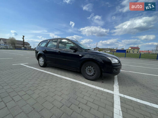 Синий Форд Фокус, объемом двигателя 1.8 л и пробегом 205 тыс. км за 4899 $, фото 1 на Automoto.ua