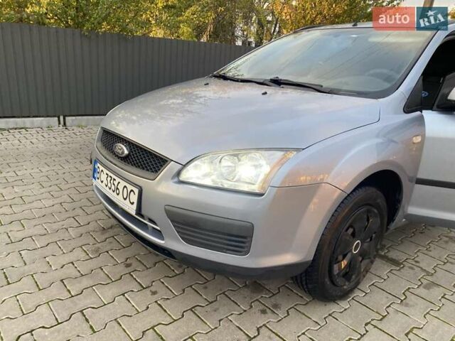 Синий Форд Фокус, объемом двигателя 1.6 л и пробегом 201 тыс. км за 4100 $, фото 2 на Automoto.ua