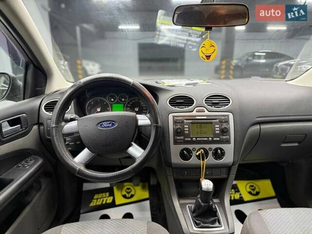 Форд Фокус 2007 в Черновцах на Automoto.ua Синий Форд Фокус, объемом двигателя 1.56 л и пробегом 260 тыс. км за 4800 $, фото 11 на Automoto.ua
