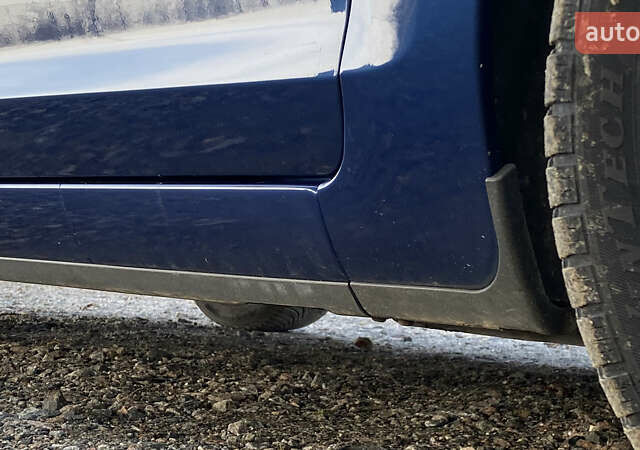 Синий Форд Фокус, объемом двигателя 1.6 л и пробегом 231 тыс. км за 5250 $, фото 8 на Automoto.ua