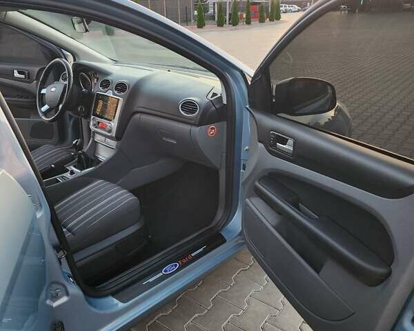 Синий Форд Фокус, объемом двигателя 1.6 л и пробегом 242 тыс. км за 6600 $, фото 14 на Automoto.ua