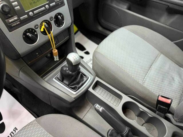 Синий Форд Фокус, объемом двигателя 1.6 л и пробегом 260 тыс. км за 4800 $, фото 17 на Automoto.ua