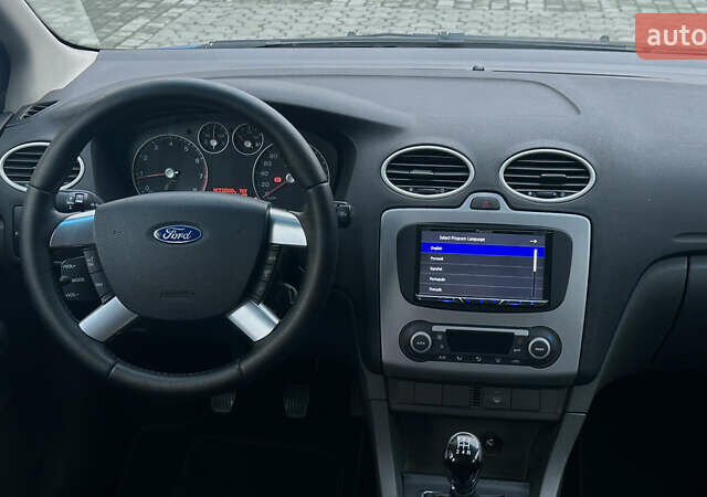 Синий Форд Фокус, объемом двигателя 1.6 л и пробегом 231 тыс. км за 4999 $, фото 64 на Automoto.ua