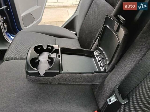 Синий Форд Фокус, объемом двигателя 1.8 л и пробегом 202 тыс. км за 5600 $, фото 65 на Automoto.ua