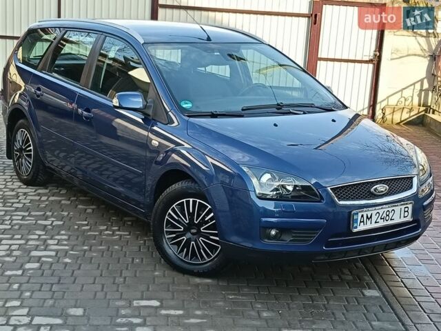 Синий Форд Фокус, объемом двигателя 1.8 л и пробегом 202 тыс. км за 5500 $, фото 4 на Automoto.ua