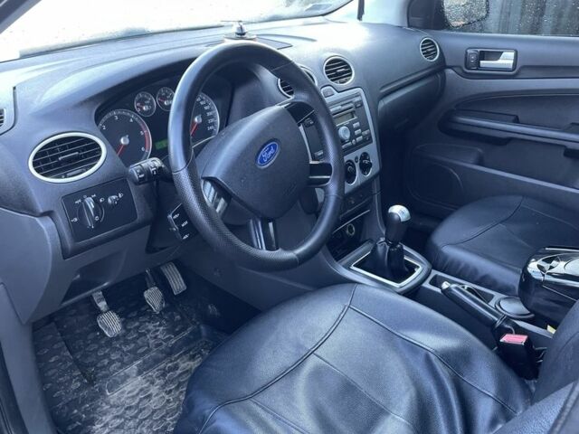 Синій Форд Фокус, об'ємом двигуна 1.8 л та пробігом 340 тис. км за 3900 $, фото 7 на Automoto.ua