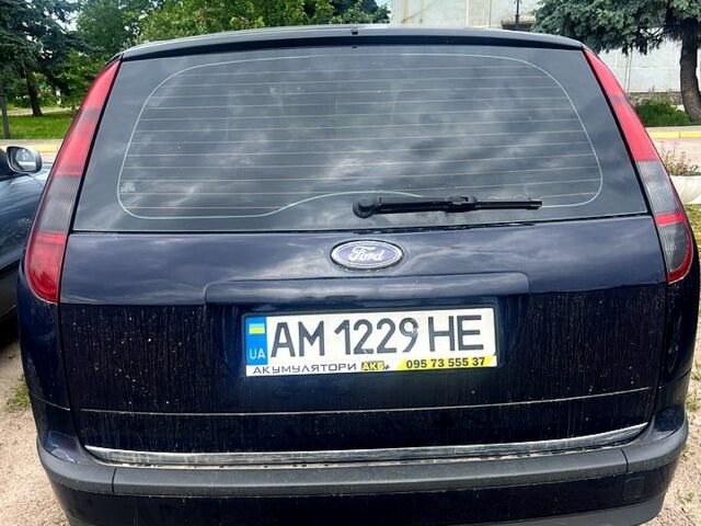 Синій Форд Фокус, об'ємом двигуна 2 л та пробігом 354 тис. км за 5400 $, фото 5 на Automoto.ua
