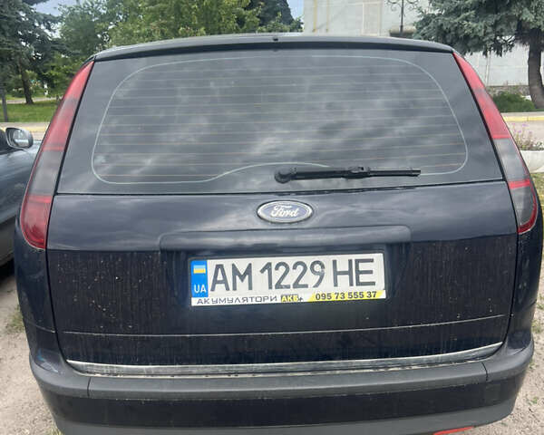 Синій Форд Фокус, об'ємом двигуна 2.01 л та пробігом 348 тис. км за 5800 $, фото 2 на Automoto.ua