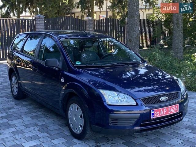 Синий Форд Фокус, объемом двигателя 1.6 л и пробегом 144 тыс. км за 5100 $, фото 3 на Automoto.ua