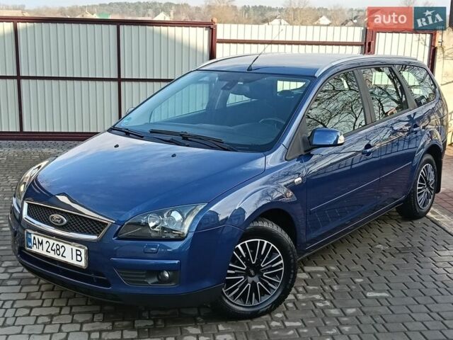 Синий Форд Фокус, объемом двигателя 1.8 л и пробегом 202 тыс. км за 5500 $, фото 2 на Automoto.ua