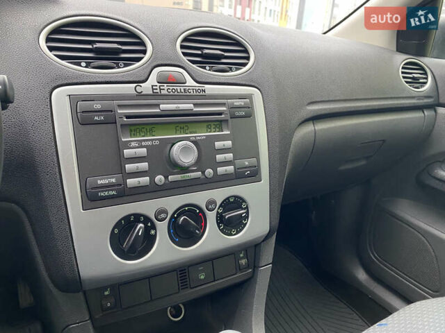 Синий Форд Фокус, объемом двигателя 1.56 л и пробегом 247 тыс. км за 4200 $, фото 20 на Automoto.ua