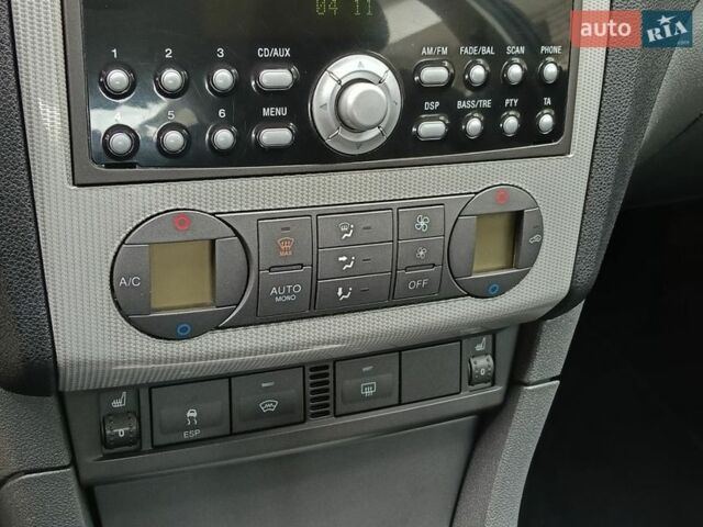 Синий Форд Фокус, объемом двигателя 1.8 л и пробегом 202 тыс. км за 5500 $, фото 61 на Automoto.ua