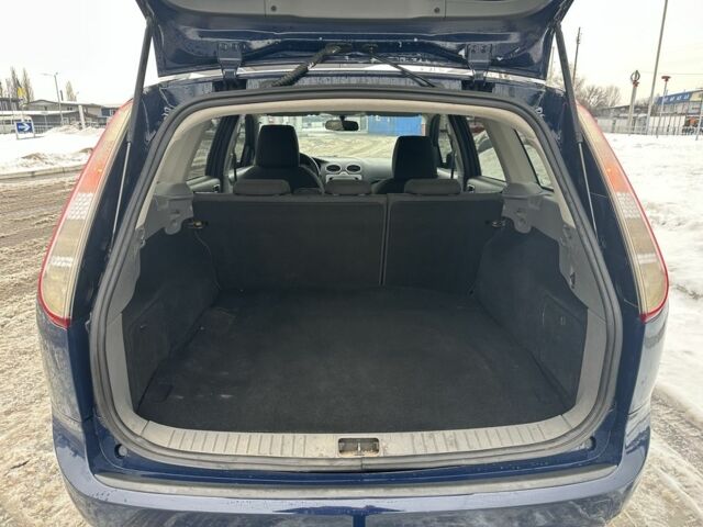 Синій Форд Фокус, об'ємом двигуна 1.8 л та пробігом 196 тис. км за 5500 $, фото 7 на Automoto.ua