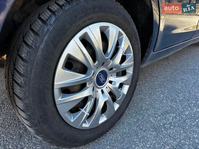 Синий Форд Фокус, объемом двигателя 1.8 л и пробегом 233 тыс. км за 4990 $, фото 10 на Automoto.ua