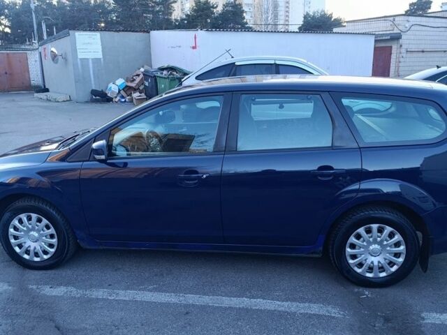 Синий Форд Фокус, объемом двигателя 1.6 л и пробегом 280 тыс. км за 4800 $, фото 5 на Automoto.ua