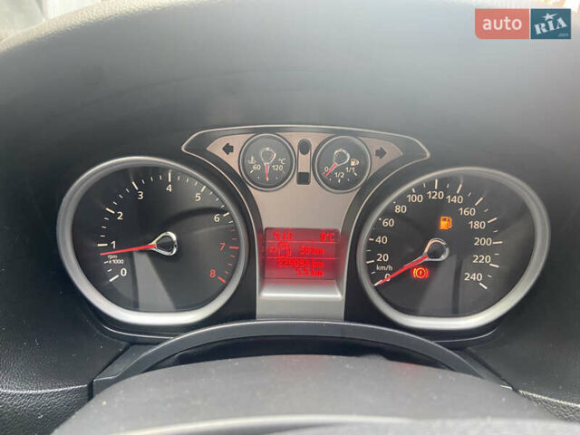 Форд Фокус 2008 в Киеве на Automoto.ua Синий Форд Фокус, объемом двигателя 1.6 л и пробегом 229 тыс. км за 5300 $, фото 17 на Automoto.ua