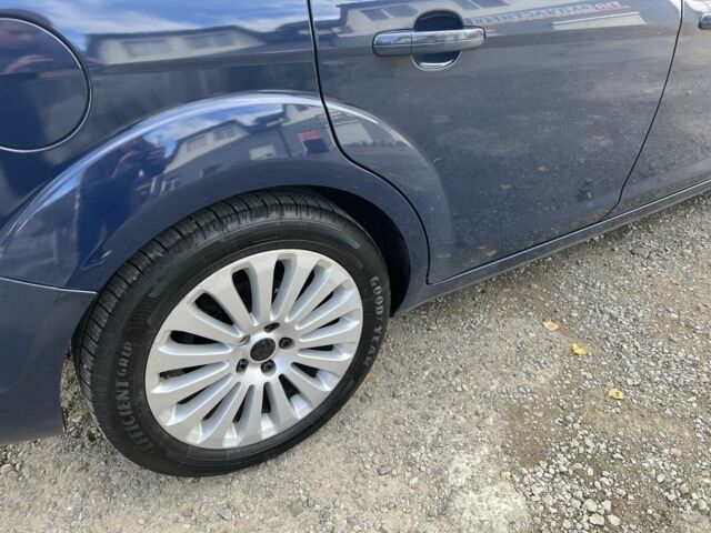 Синий Форд Фокус, объемом двигателя 1.6 л и пробегом 280 тыс. км за 4100 $, фото 11 на Automoto.ua