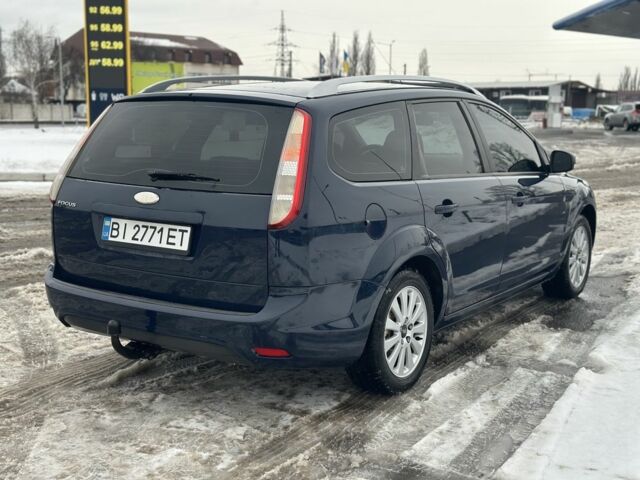 Синій Форд Фокус, об'ємом двигуна 1.8 л та пробігом 196 тис. км за 5500 $, фото 4 на Automoto.ua