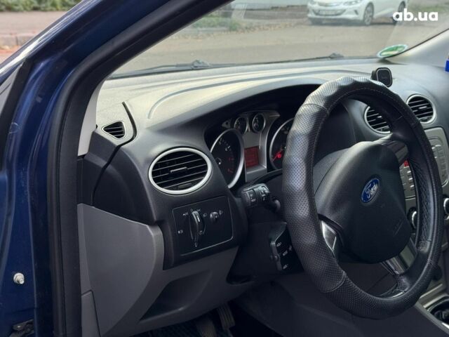 Синий Форд Фокус, объемом двигателя 1.6 л и пробегом 254 тыс. км за 5240 $, фото 19 на Automoto.ua