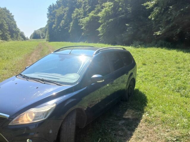Синій Форд Фокус, об'ємом двигуна 2 л та пробігом 236 тис. км за 4500 $, фото 3 на Automoto.ua