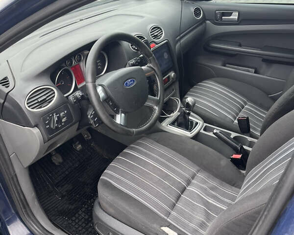Форд Фокус 2008 в Черновцах на Automoto.ua Синий Форд Фокус, объемом двигателя 1.56 л и пробегом 390 тыс. км за 4700 $, фото 5 на Automoto.ua