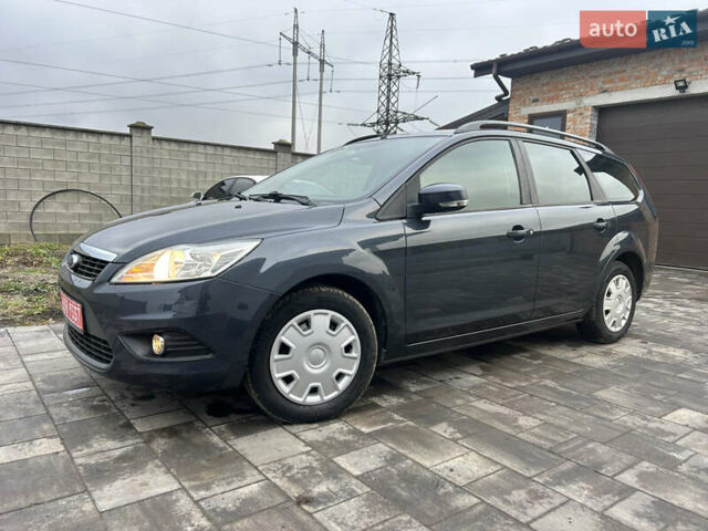 Синий Форд Фокус, объемом двигателя 1.6 л и пробегом 225 тыс. км за 5100 $, фото 2 на Automoto.ua