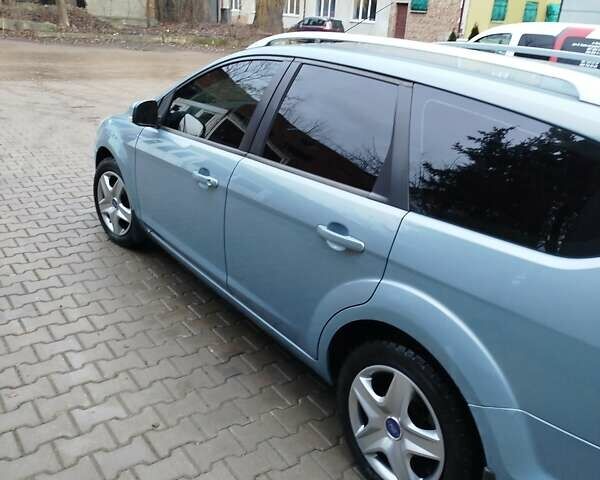 Синій Форд Фокус, об'ємом двигуна 1.56 л та пробігом 300 тис. км за 5400 $, фото 7 на Automoto.ua